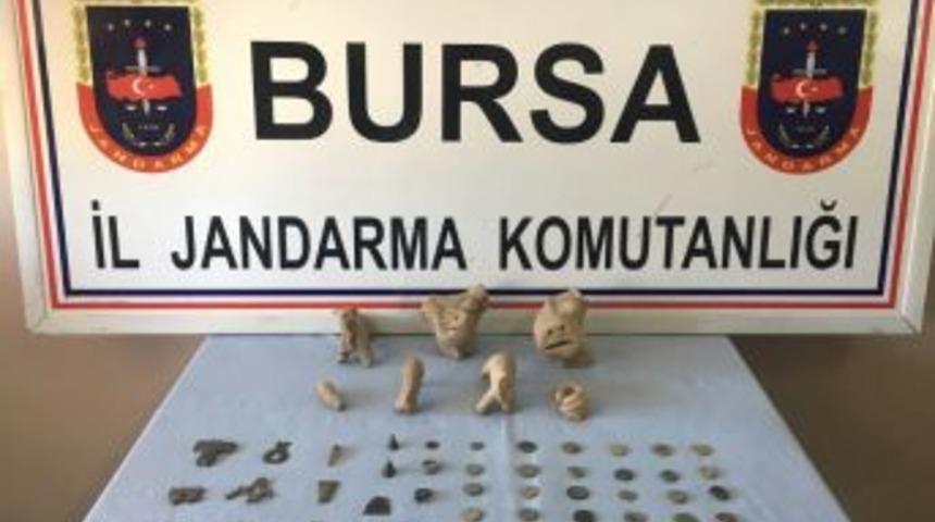 Yolcu Otob&uuml;s&uuml;nde Tarihi Eser Operasyonu