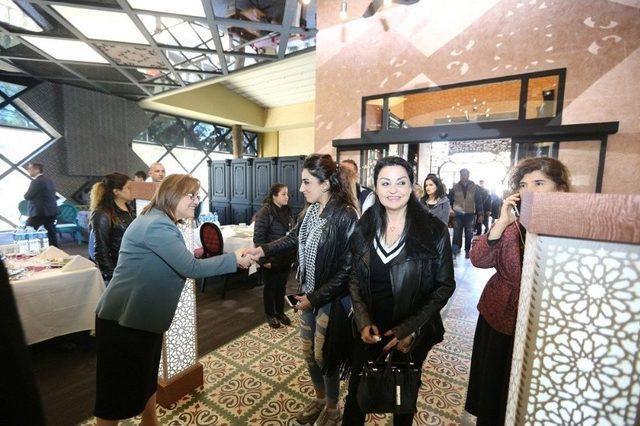 Gaziantep Büyükşehir Belediye Başkanı Fatma Şahin Turizm Ve Seyahat Acenteleriyle Bir Araya Geldi