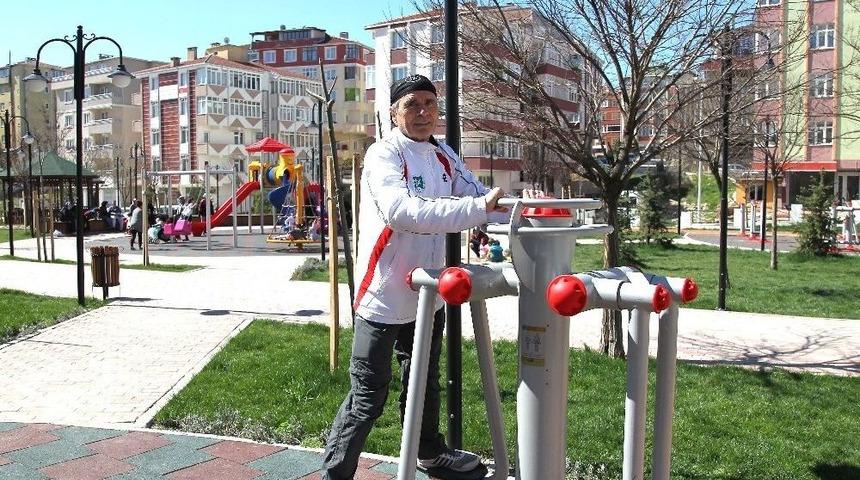 D&uuml;nyayı 5 Kez Turladı