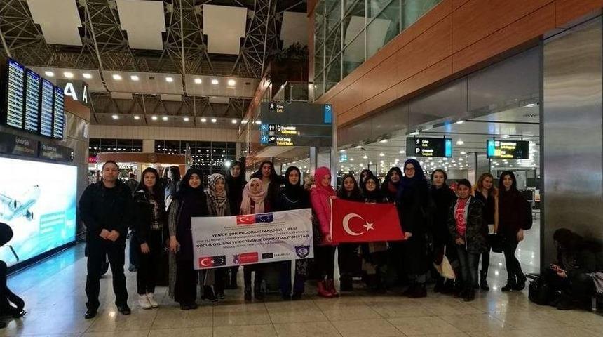 &Ouml;ğrenciler Almanya&rsquo;da Staj G&ouml;rd&uuml;