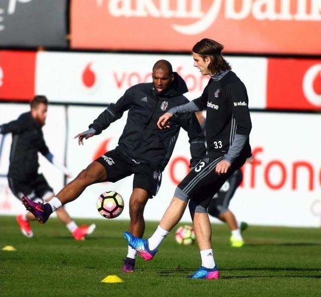 Beşiktaş, Gençlerbirliği Maçı Hazırlıklarını Sürdürdü