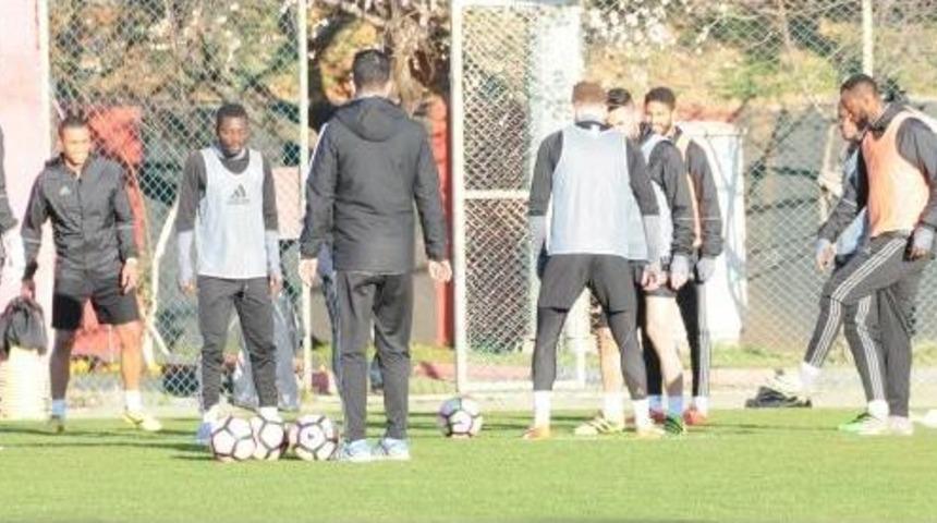 Gaziantepspor'da &Ccedil;alışmalara Devam Ediyor