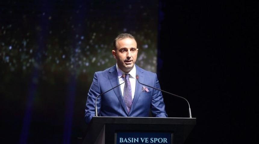 Spor İstanbul Basın Ve Spor &Ouml;d&uuml;lleri Sahiplerini Buldu