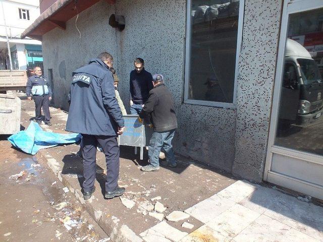 Malazgirt Belediyesinden ‘kül Konteyneri’ Dağıtımı 1