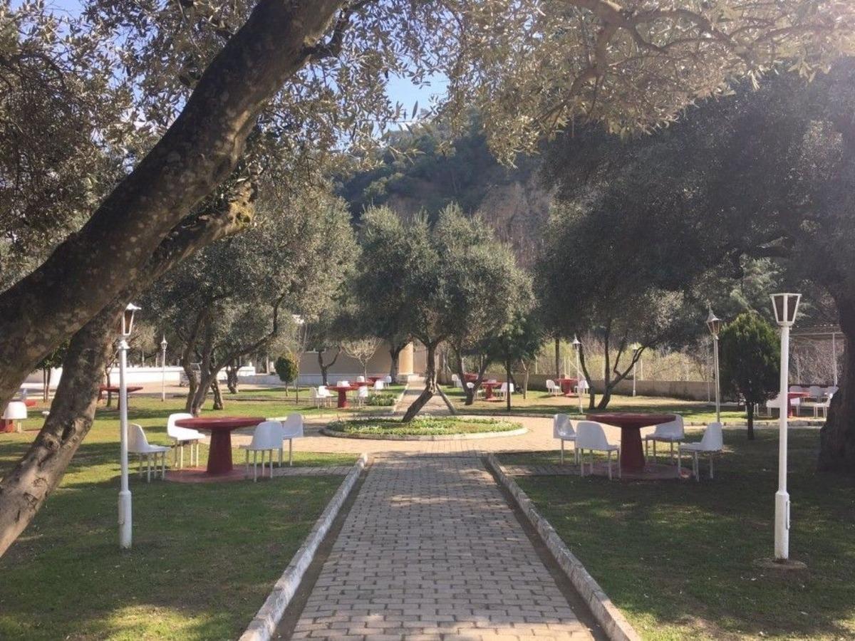 &Ccedil;ayy&uuml;z&uuml; Şehitliği Bakıma Alındı