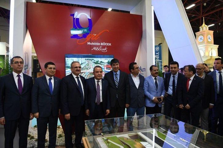 Şehircilik Fuarı’nda Başkan Böcek’e Teşekkür G3