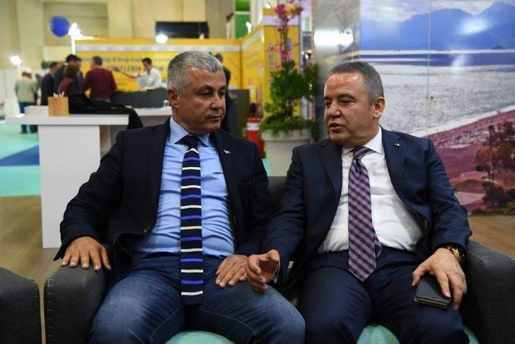 Şehircilik Fuarı’nda Başkan Böcek’e Teşekkür G5