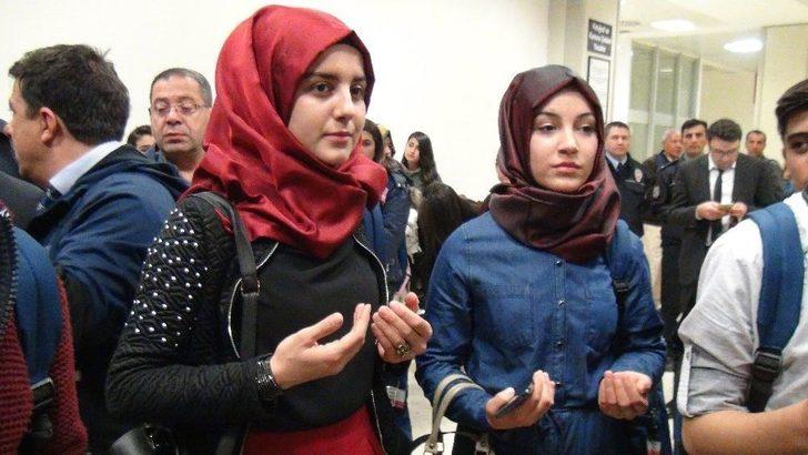 183 Öğrenci Karanfillerle Çanakkale’ye Uğurlandı G4