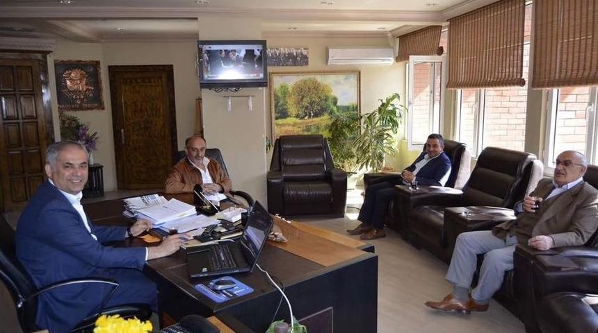 Ak Parti Yenipazar İl&ccedil;e Başkanı &Ccedil;ağlayan&rsquo;dan Başkan Yaman&rsquo;a Ziyaret