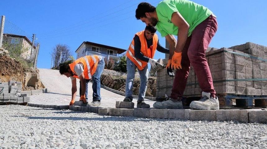 Başiskele&rsquo;de Muhtarlık Binası Ve İş Yerleri Yapımında Sona Gelindi
