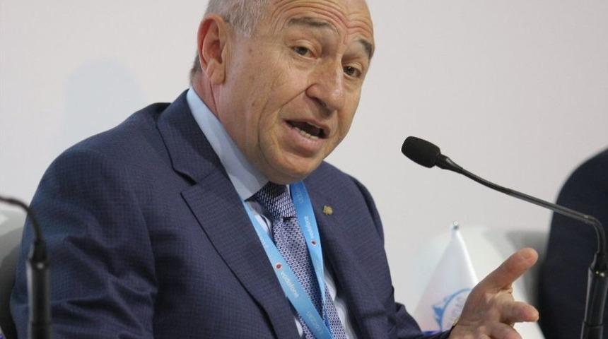 Nihat &Ouml;zdemir: "t&uuml;rkiye Enerjide Doğru Yolda Gidiyor"