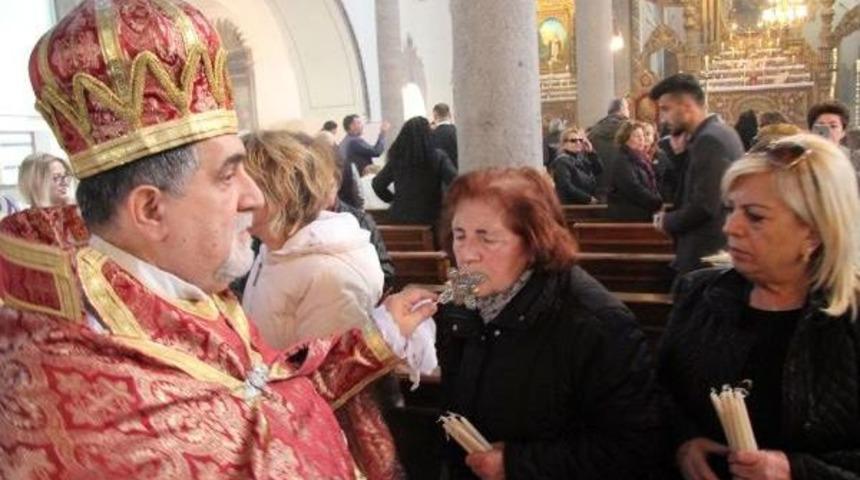 Ermeniler Kayseri'de Mi&ccedil;ing Ayini Yaptı