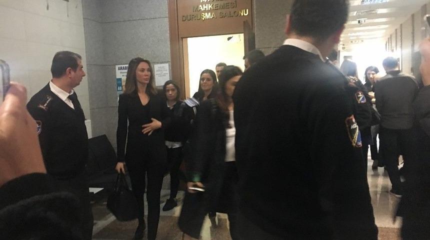 İbrahim Kutluay Demet Şener Yine Boşanamadı