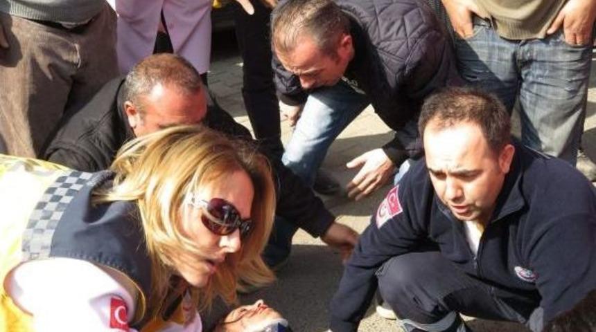 Ataşehir'de Tır'ın Altında Kalan Kadın Yaralandı