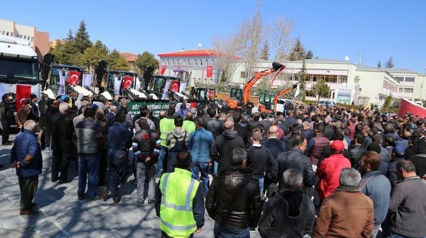 Niğde Belediyesi Ara&ccedil; Filosunu G&uuml;&ccedil;lendirmeye &Ccedil;alışıyor