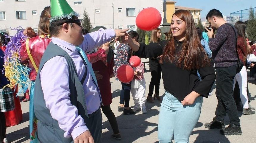 Silopi&rsquo;de Down Sendromu &Ccedil;ocuklar İ&ccedil;in Etkinlik