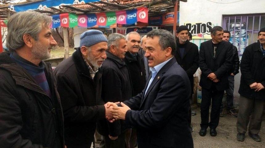 Başkan Tutal, Referandum &Ccedil;alışmalarını S&uuml;rd&uuml;r&uuml;yor