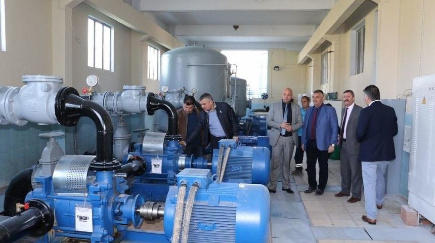 Akhisar&rsquo;a Saatte Bin 100 Tonluk Su Verimi