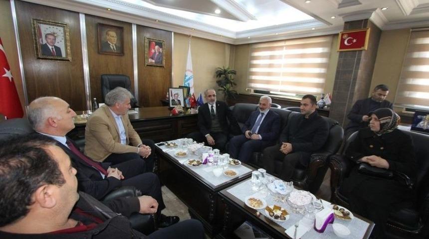 Cumhurbaşkanı Başdanışmanı Top&ccedil;u&rsquo;dan Başkan Memiş&rsquo;e Ziyaret