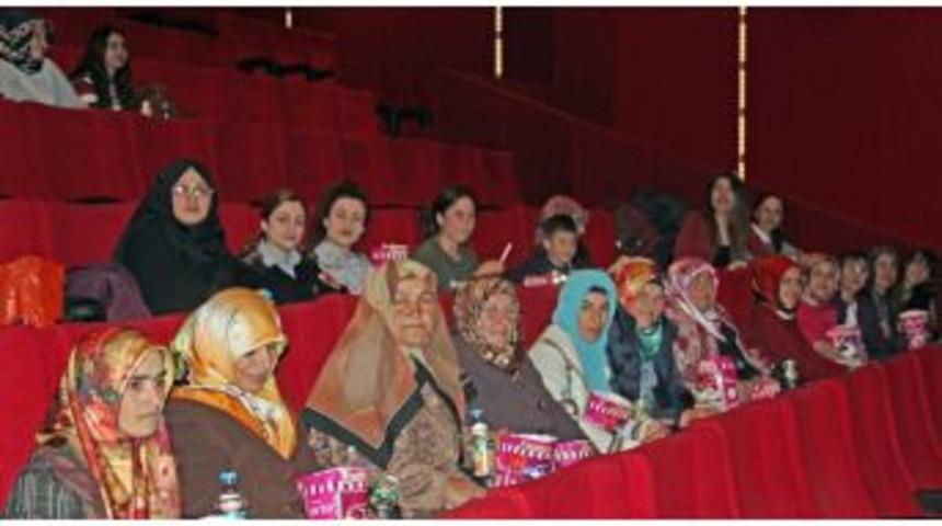 &Ccedil;ift&ccedil;i Kadınlar Hem &Ouml;ğreniyor Hem Eğleniyor