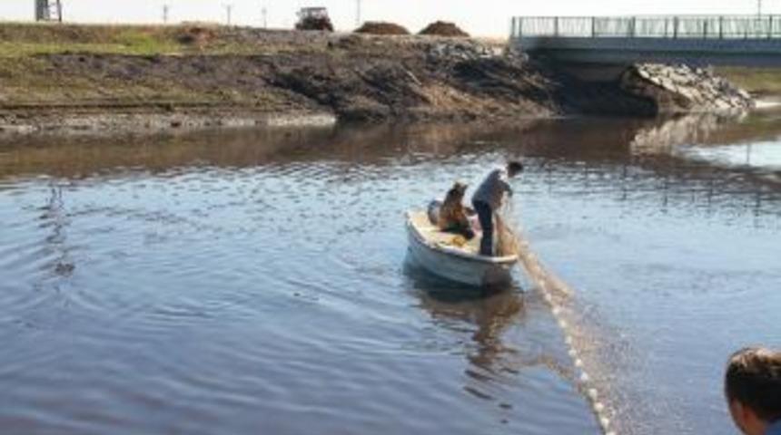 (&ouml;zel Haber) Balık&ccedil;ılar Da Arıyor, Liseli Kızdan İki G&uuml;nd&uuml;r Haber Alınamıyor