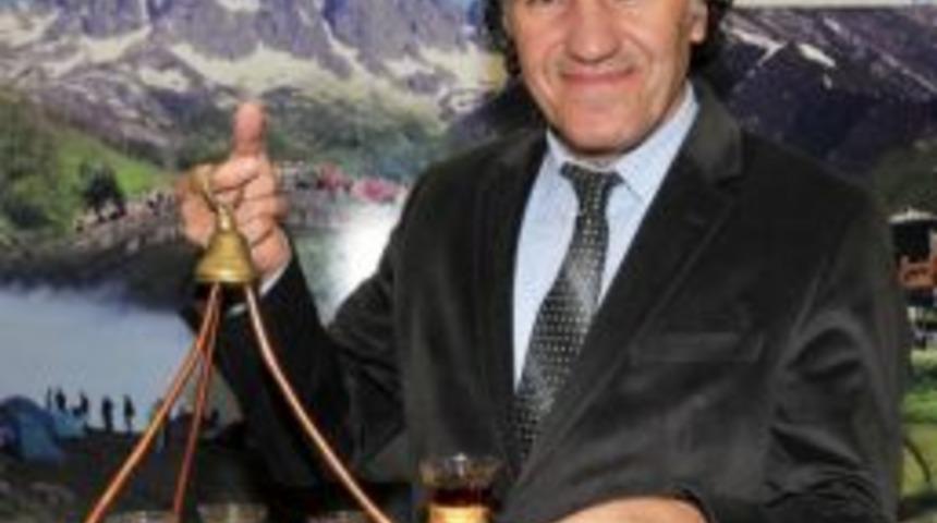 D&uuml;nyada En &Ccedil;ok &Ccedil;ayı T&uuml;rkler I&ccedil;iyor