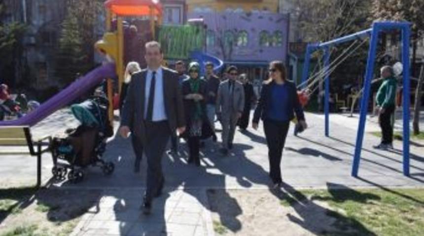 Ak Parti Tepebaşı İl&ccedil;e Başkanlığının Referandum &Ccedil;alışmaları