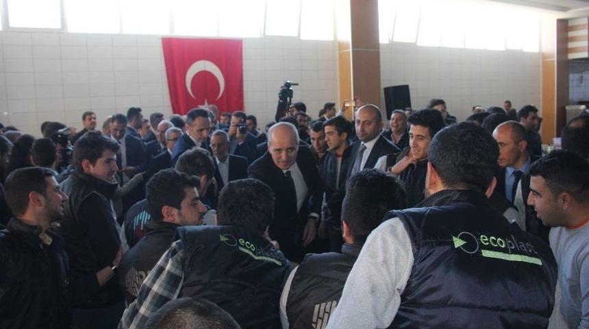Kurtulmuş, Fabrika İş&ccedil;ileriyle Yemek Yedi