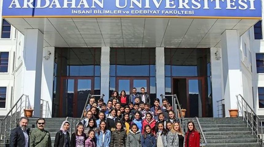 Hanaklı &Ouml;ğrencilerden Ar&uuml;&rsquo;ye Ziyaret