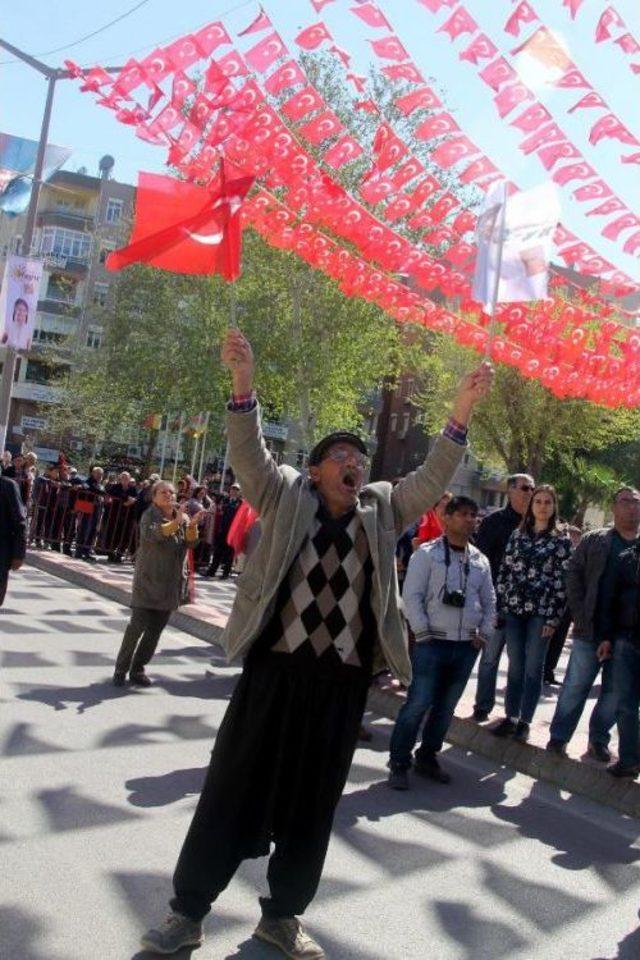 Chp'li İnce: Ey Cumhurbaşkanı Sen De Fazla Uyanıksın Be