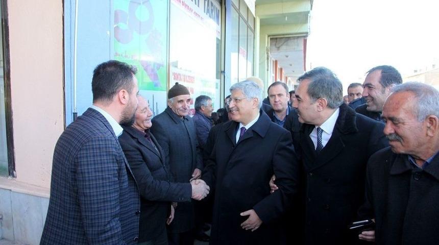 Ak Parti Genel Başkan Yardımcısı Demir&ouml;z&rsquo;&uuml;n Ahlat Ziyareti