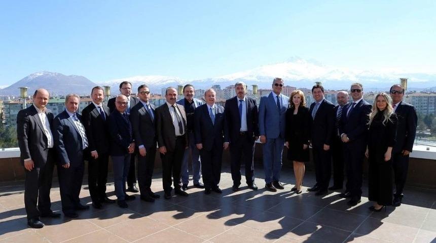 Slovakya B&uuml;y&uuml;kel&ccedil;isi Turenicova&rsquo;dan Kayso&rsquo;ya Ziyaret