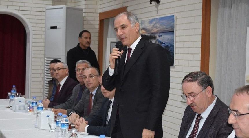 İ&ccedil;işleri Eski Bakanı Efkan Ala: "12 Eyl&uuml;l Anayasası Bize Yakışmıyor"