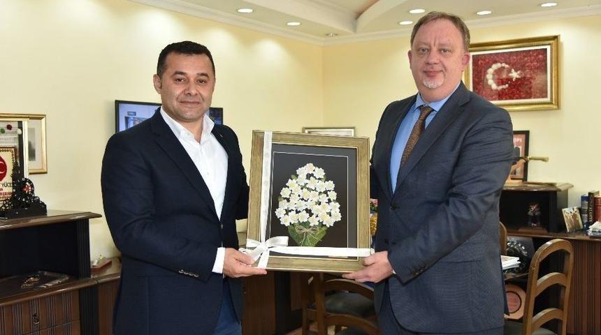 Rusya Başkonsolosu&rsquo;ndan Başkan Y&uuml;cel&rsquo;e Ziyaret