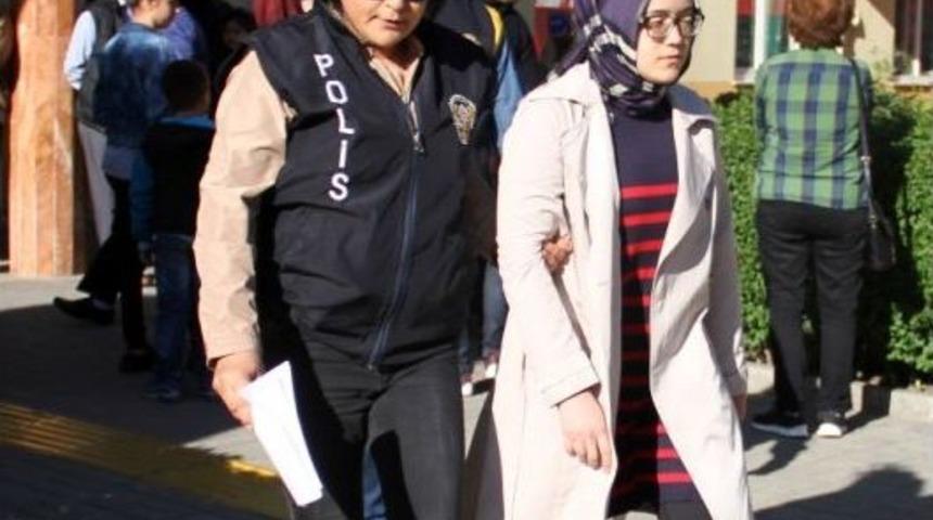 Antalya’da Fetö Operasyonunda 5 Kişi Gözaltına Alındı