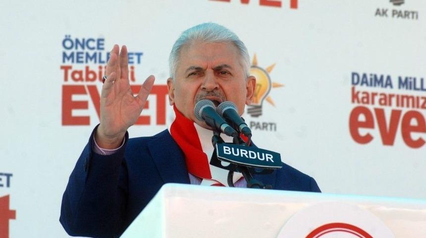 Başbakan Yıldırım: "bu Anayasa Babayla Evladı Birbirine D&uuml;ş&uuml;rd&uuml;&rsquo;