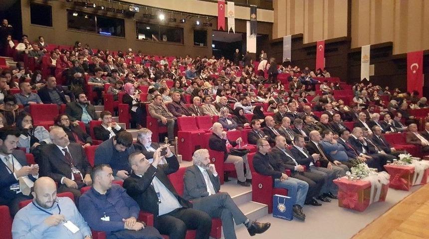 Sultanbeyli&rsquo;de &ldquo;cumhurbaşkanlığı H&uuml;k&uuml;met Sistemi" Ele Alındı