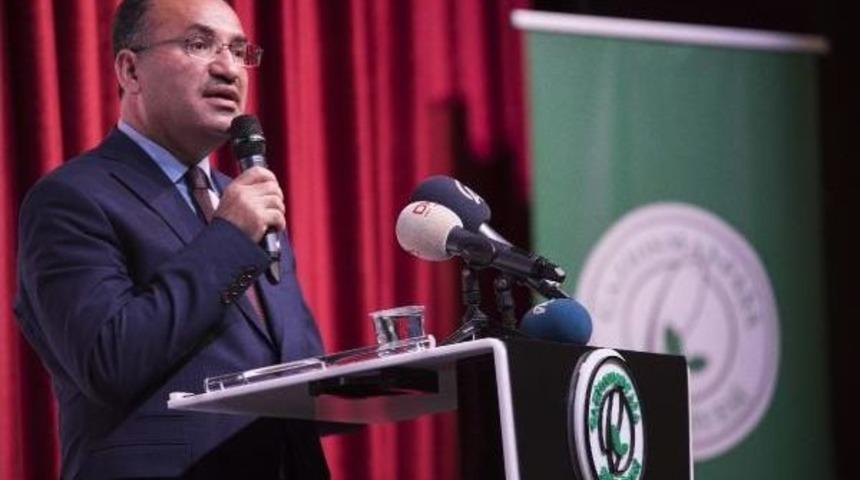Bozdağ: Sayın Kılı&ccedil;daroğlu İslami Literat&uuml;re Bayaağı Dilini Alıştırdı. Helali, Haramı Bu Sayede &Ouml;ğrendi