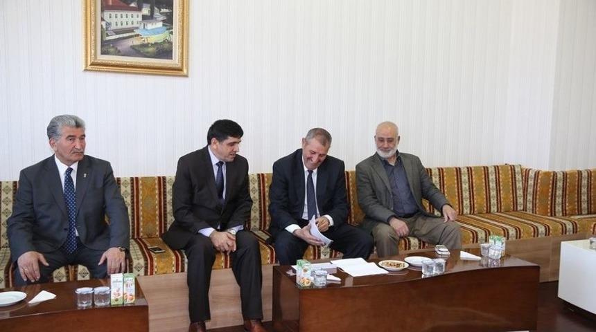 Milletvekili Aras, Rekt&ouml;r Alma&rsquo;yı Ziyaret Etti