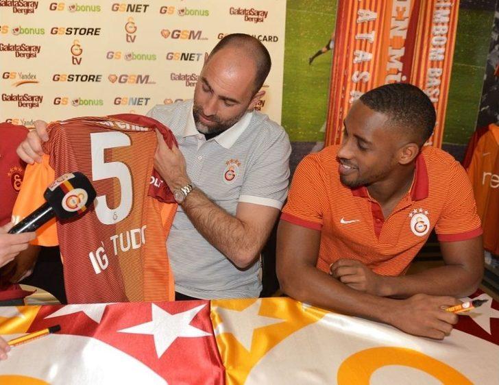 Igor Tudor Taraftarlarla Bir Araya Geldi G5