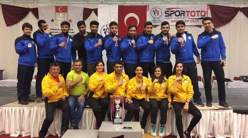 Düzce Üniversitesinin Bileği Yine Bükülmedi