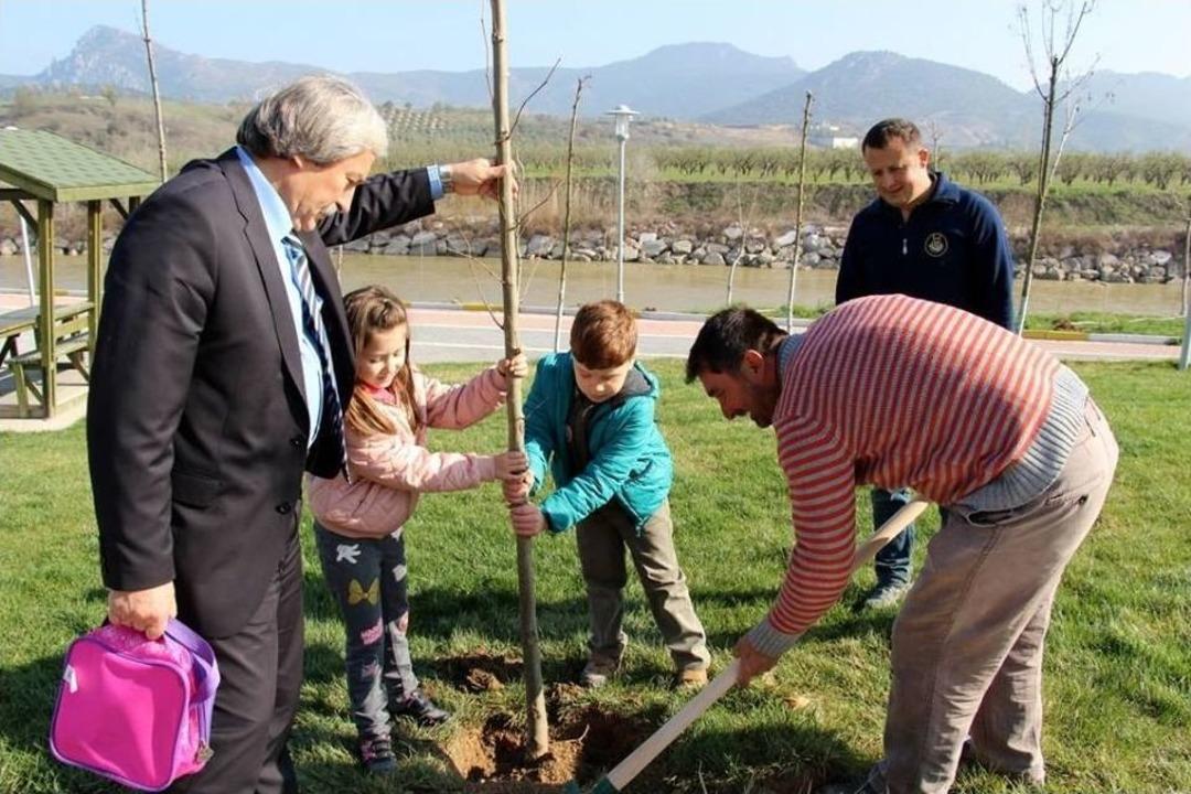 Osmaneli&rsquo;de Orman Haftası Ağa&ccedil; Dikilerek Kutlandı