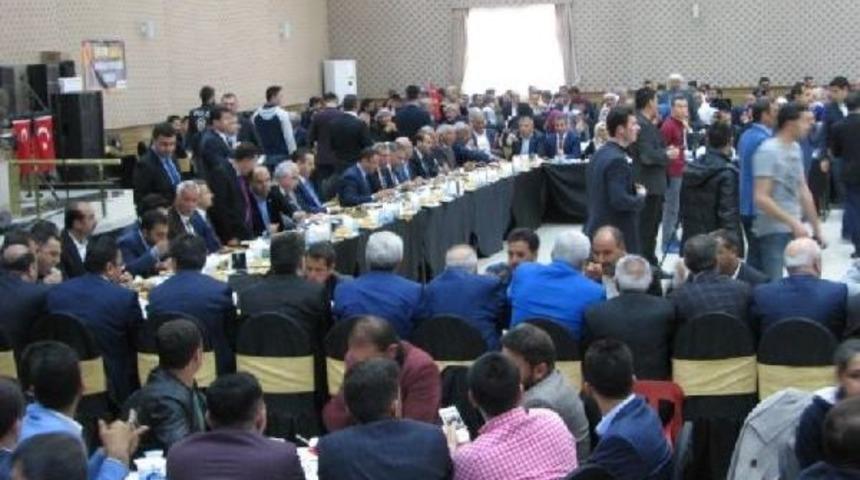 Bakan &Ccedil;elik: Ter&ouml;ristlere Kucak A&ccedil;acağınıza, Muhta&ccedil;lara El Uzatın (3)