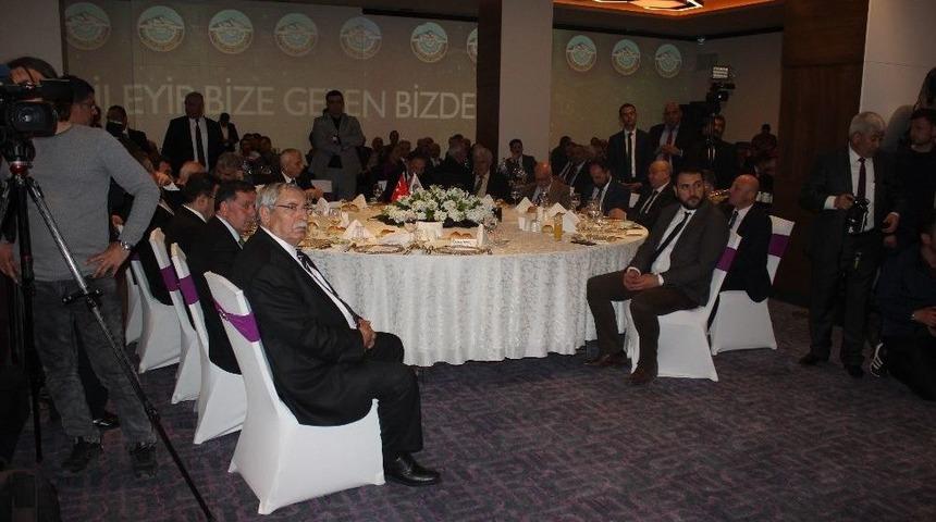 Çevre Ve Şehircilik Bakanı Mehmet Özhaseki: