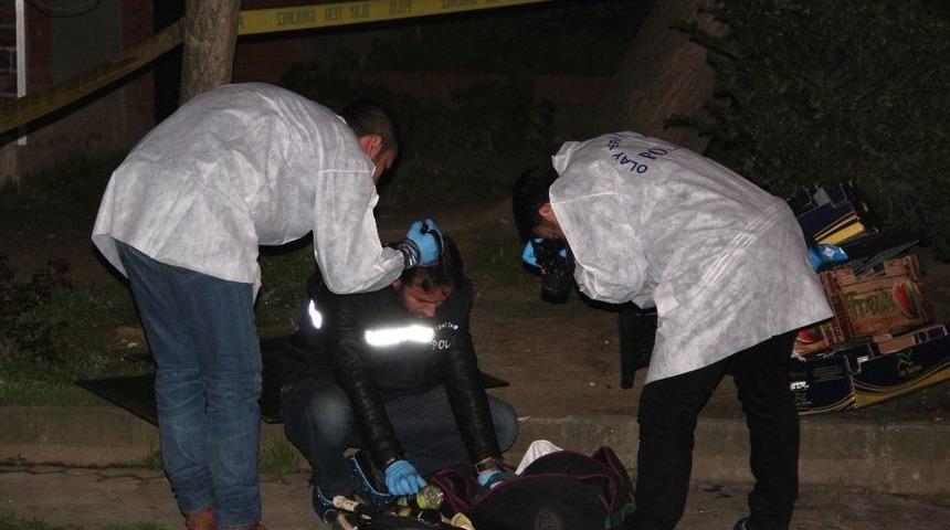 (&ouml;zel Haber) &Uuml;sk&uuml;dar&rsquo;da &Ccedil;&ouml;pe Atılan &Ccedil;antadan 356 Tane Dolu Fişek &Ccedil;ıktı