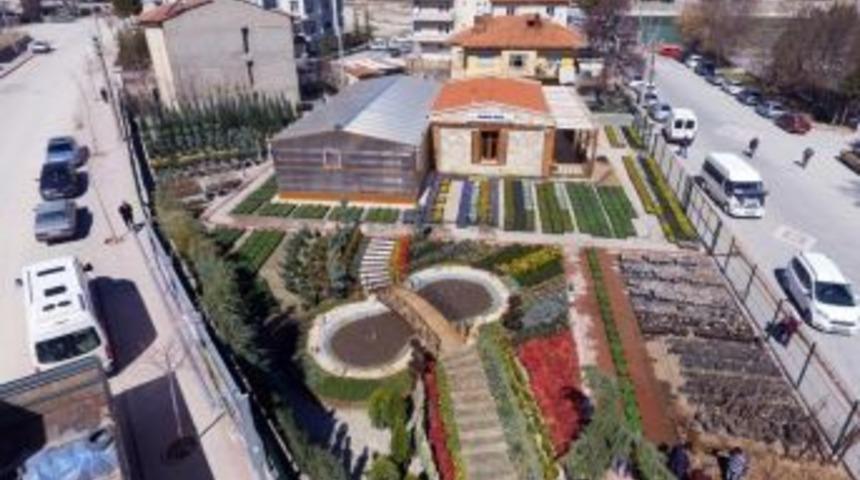 Peyzaj G&uuml;lbah&ccedil;e Ve &Ccedil;i&ccedil;ek Satış Merkezi A&ccedil;ılıyor