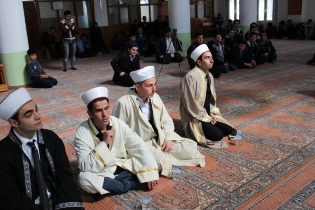 Gen&ccedil; Hatipler Minberde Hutbe Okuma Yarışması S&ouml;ğ&uuml;t&rsquo;te Yapıldı