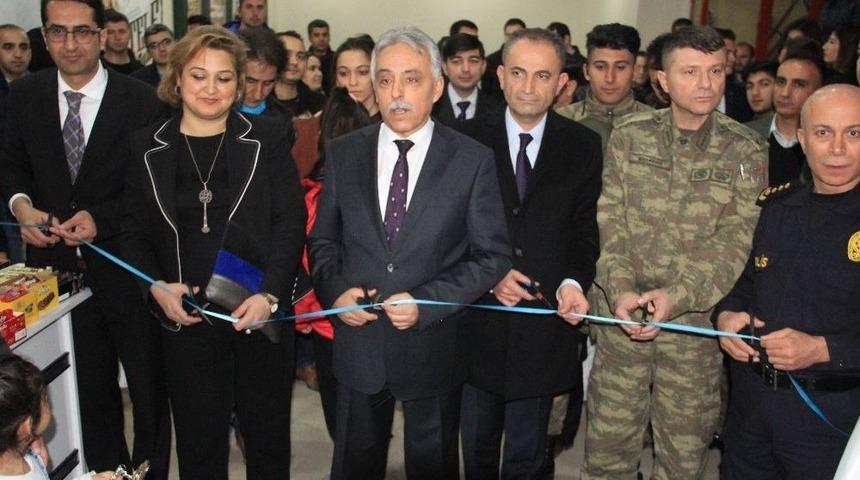 Hakkari 4 Yıl Aradan Sonra Sinemaya Kavuştu