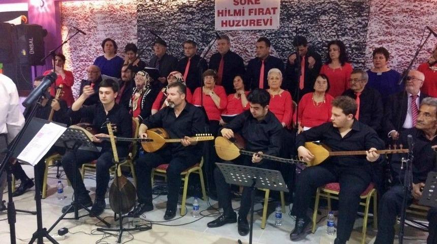 S&ouml;ke Huzurevi Thm Korosundan Yaşlılar Haftası Konseri