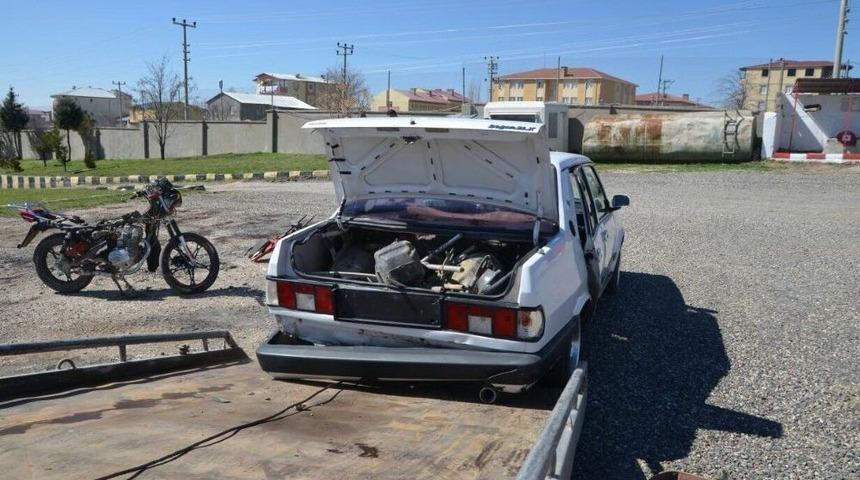 Bombalı Eylemlerde Kullanılacak 1 Otomobil, 4 Motosiklet Yakalandı